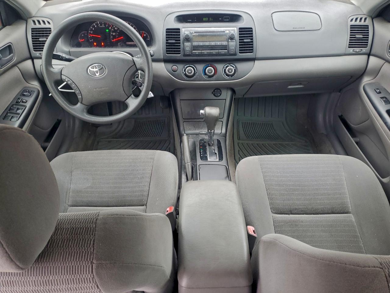 2005 Toyota Camry Le VIN: 4T1BE32K55U052780 Lot: 94189365