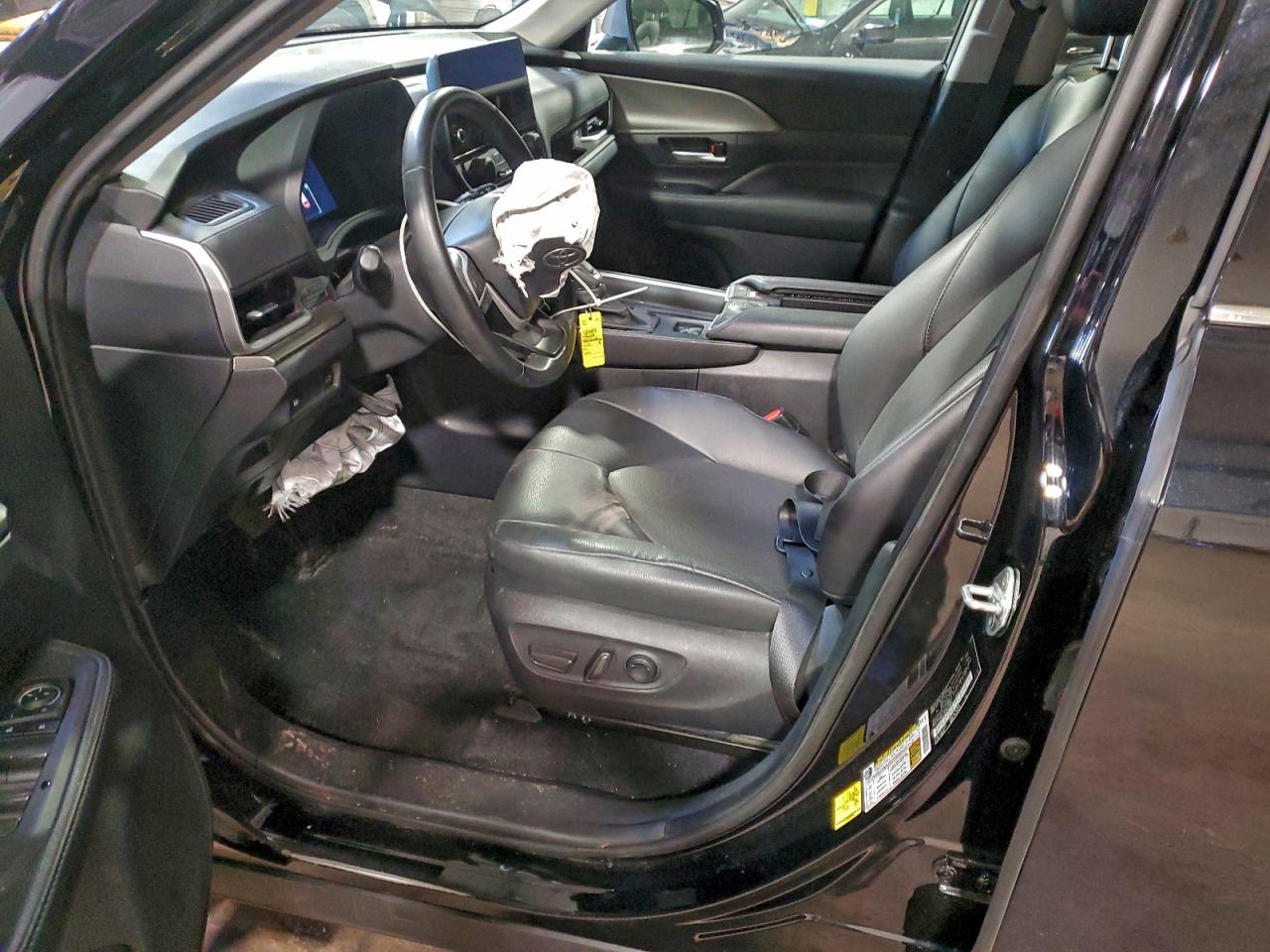 2024 Toyota Grand Highlander Xle VIN: 5TDAAAB56RS029092 Lot: 94122515