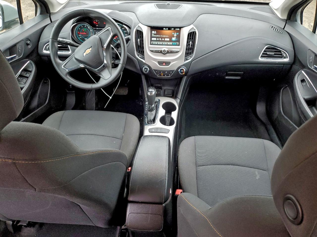 2018 Chevrolet Cruze Ls VIN: 1G1BC5SM5J7225299 Lot: 94196845