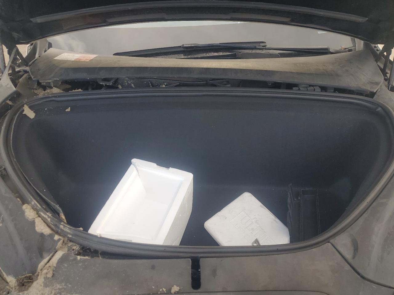 2016 Tesla Model X VIN: 5YJXCAE2XGF004882 Lot: 94055245