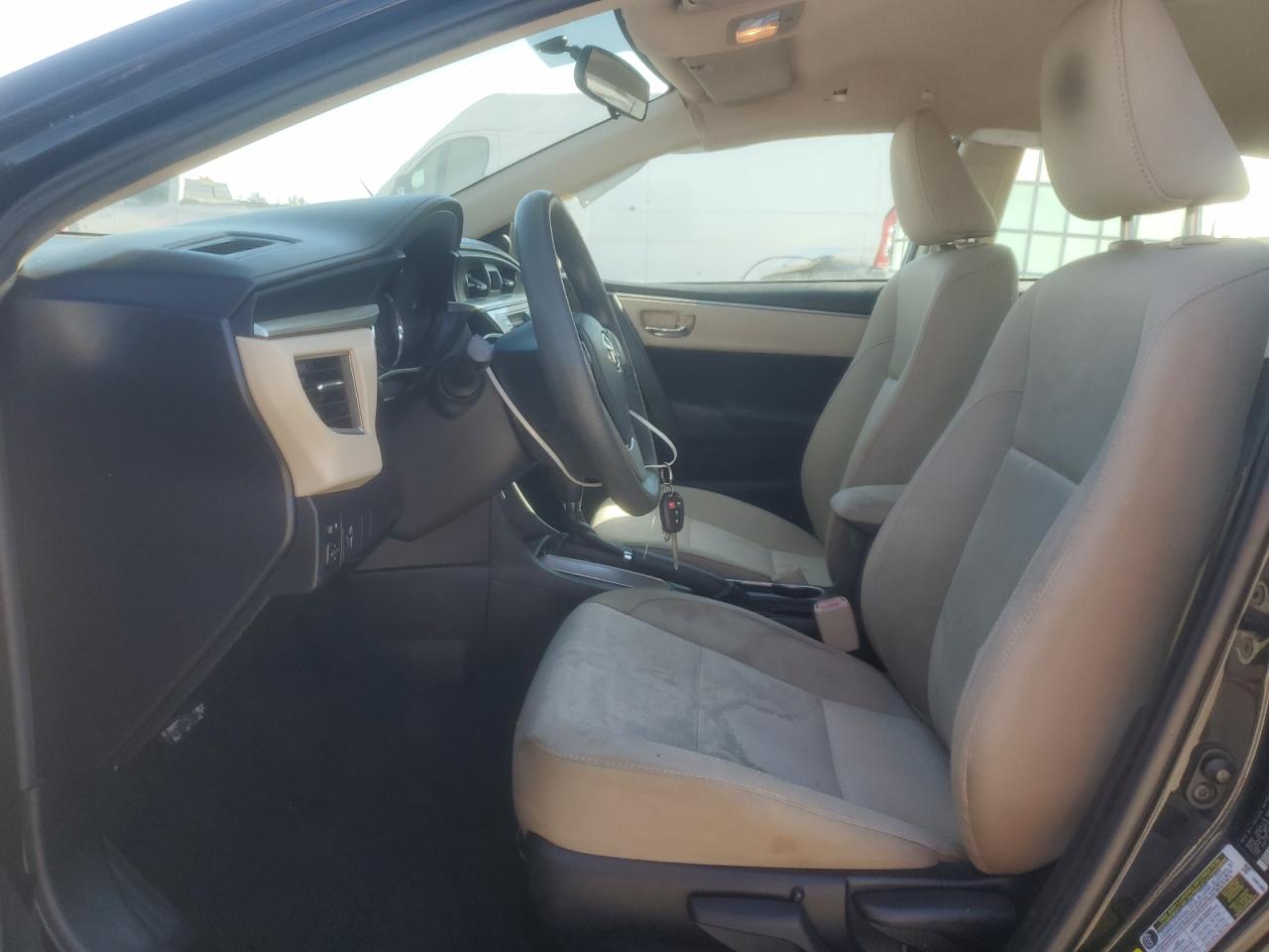 2015 Toyota Corolla L VIN: 2T1BURHE5FC305218 Lot: 91780395