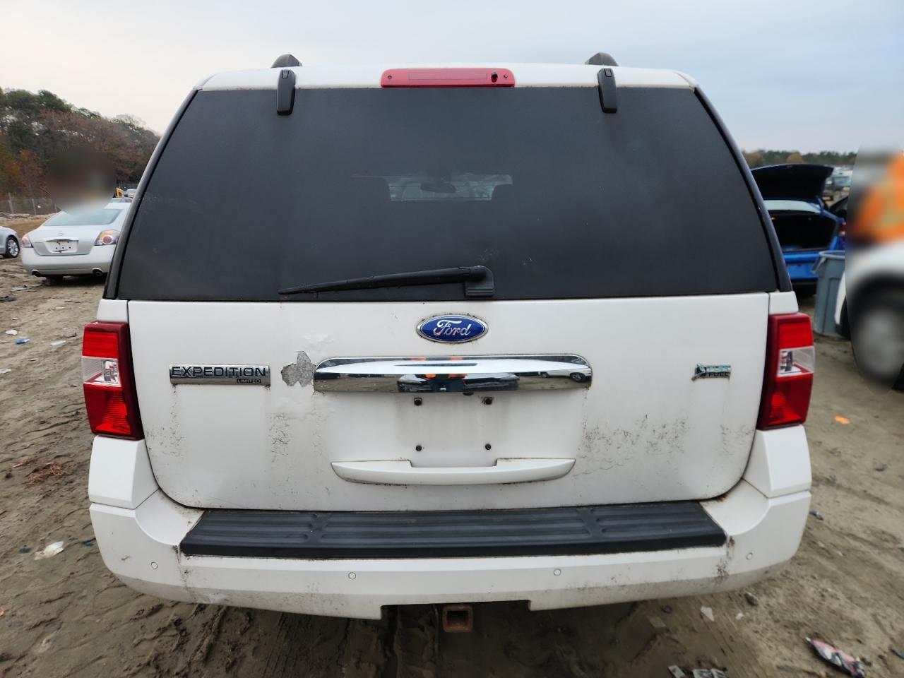 2011 Ford Expedition Limited VIN: 1FMJU2A59BEF36610 Lot: 69251335