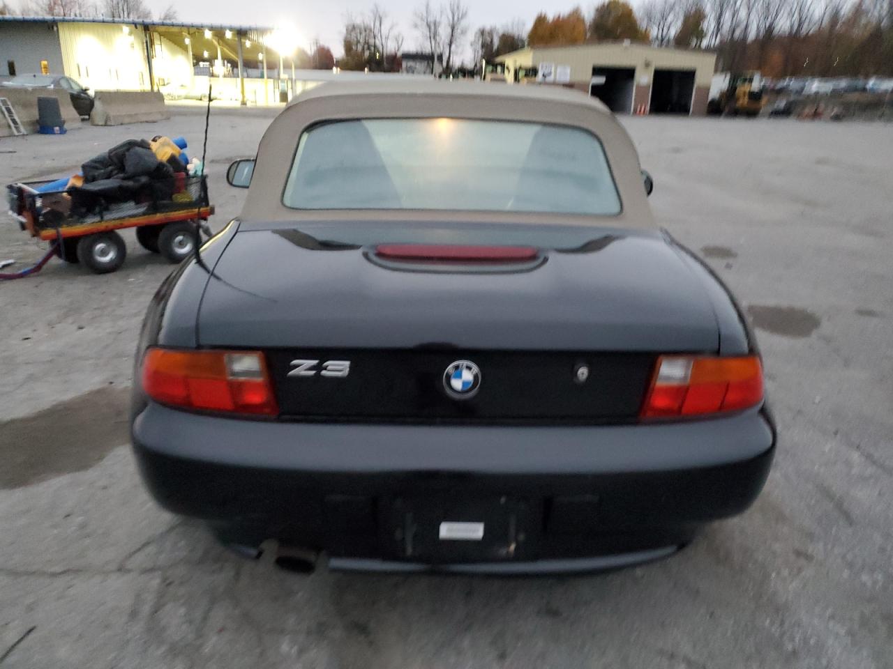 Фото: 4USCH7329WLE05726