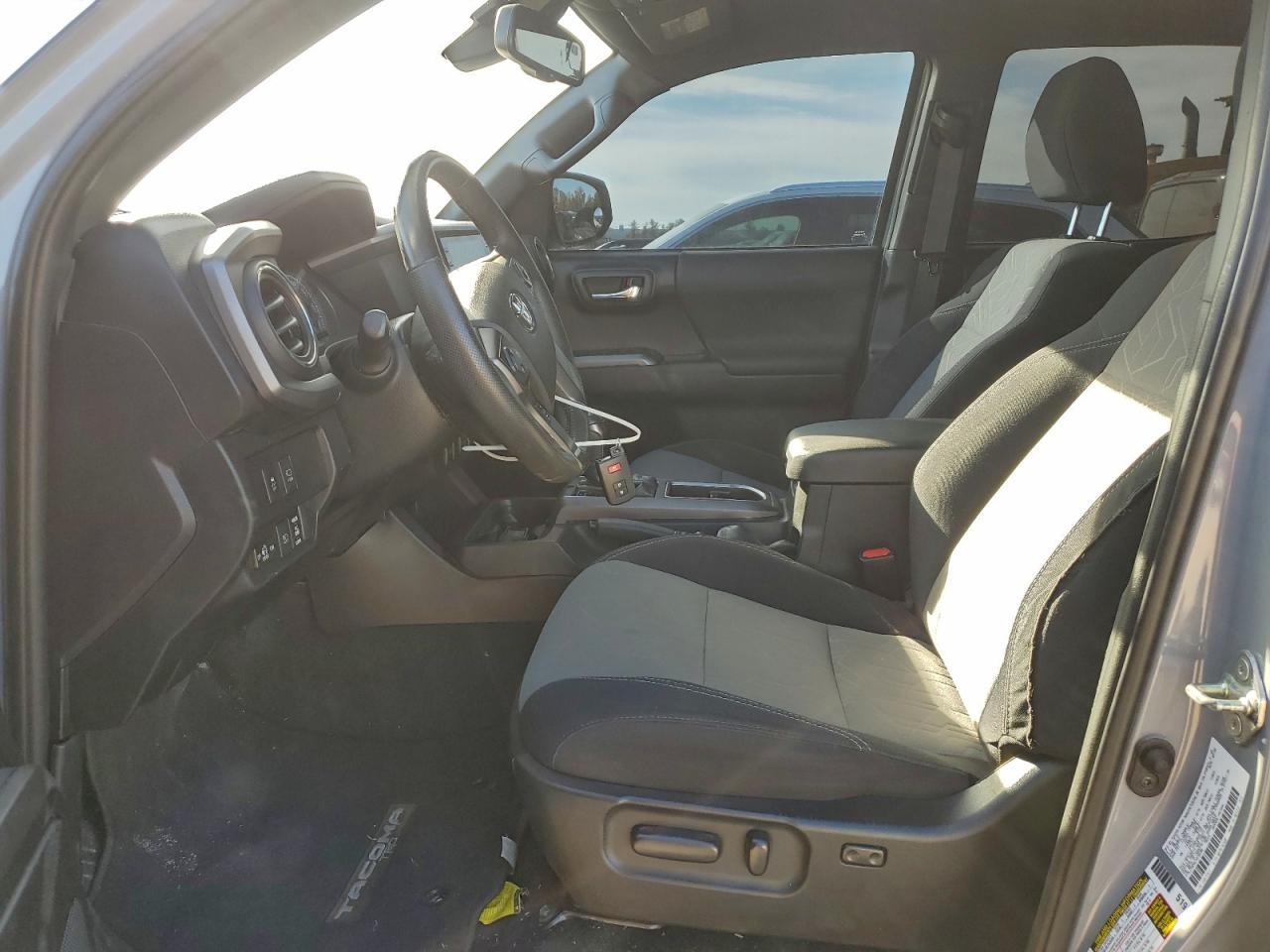 2020 Toyota Tacoma Double Cab VIN: 3TMCZ5AN4LM338206 Lot: 94466105