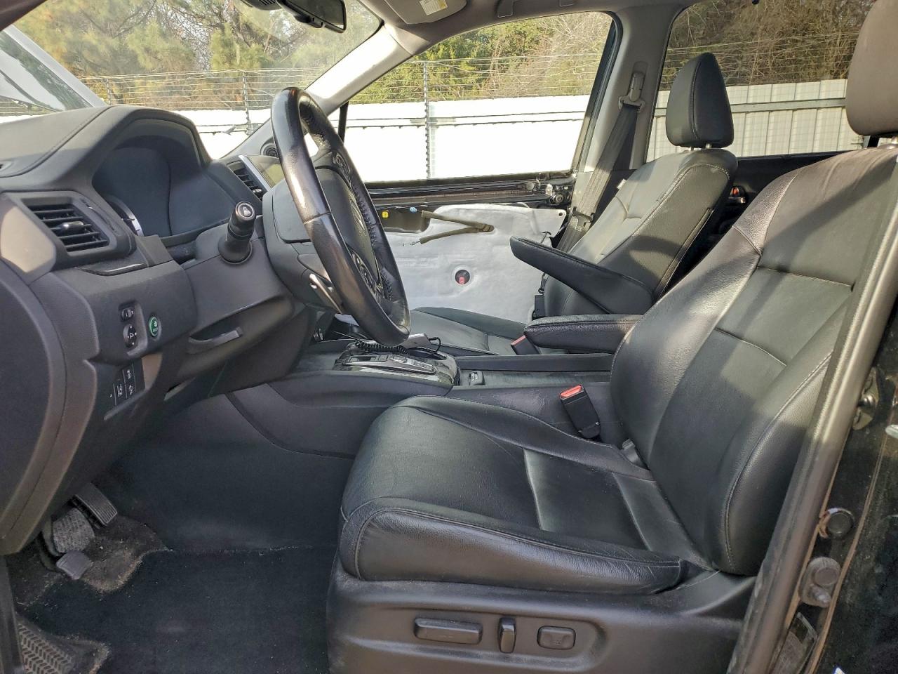 2017 Honda Pilot Touring VIN: 5FNYF5H92HB046721 Lot: 92902395