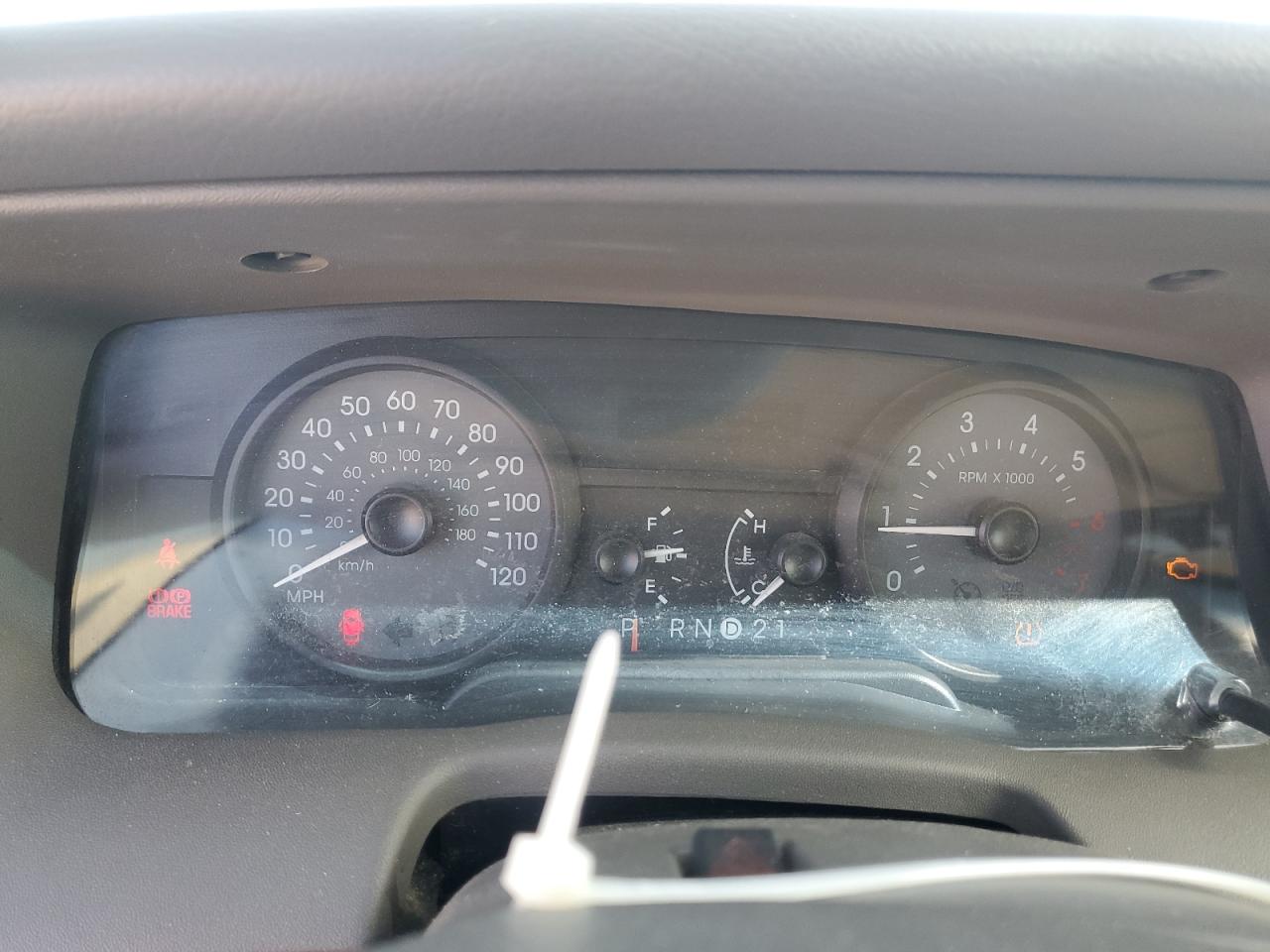 2008 Mercury Grand Marquis Gs VIN: 2MEFM74V38X631303 Lot: 91687145