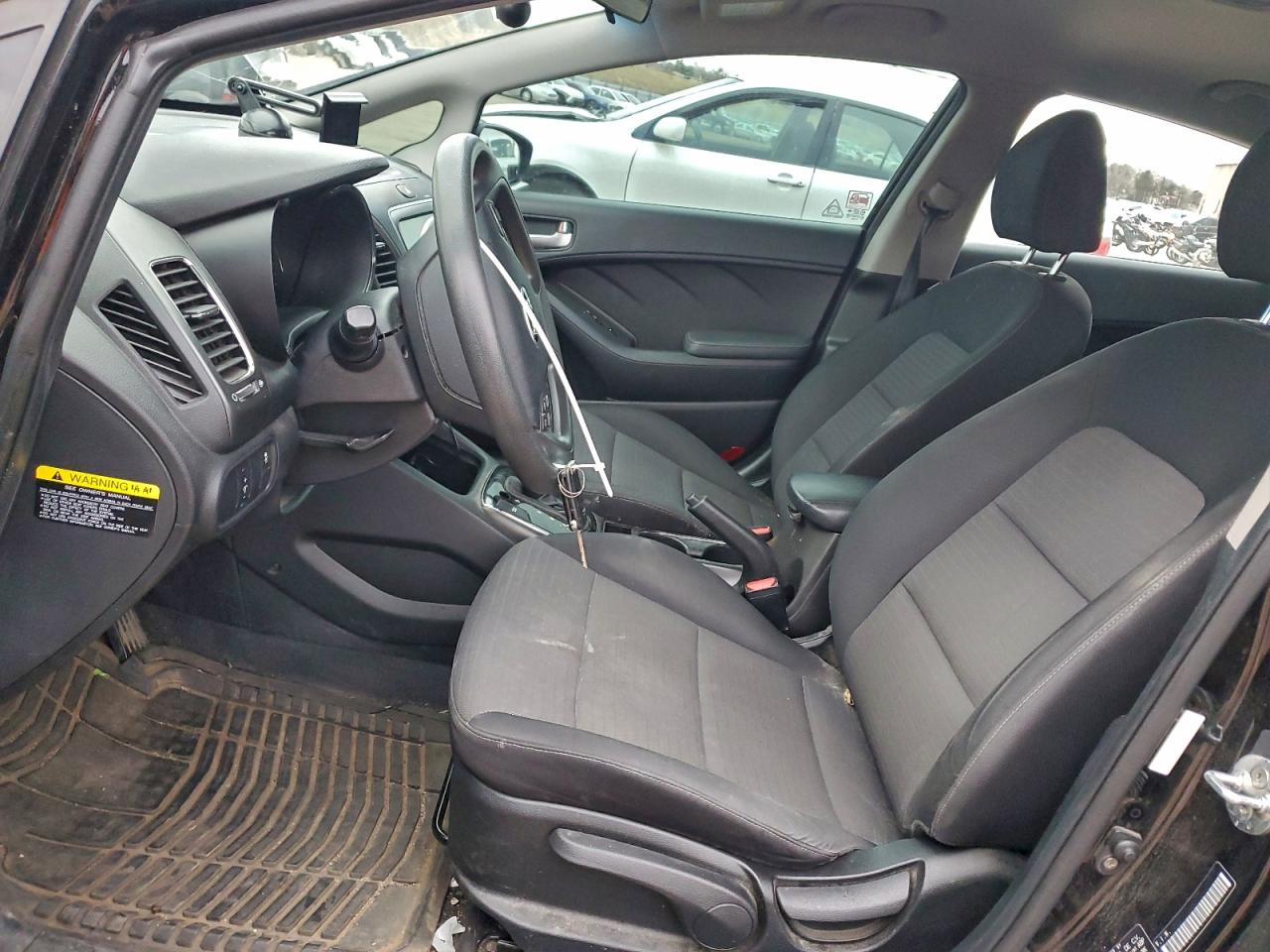 2018 Kia Forte Lx VIN: 3KPFL4A77JE172636 Lot: 94724615