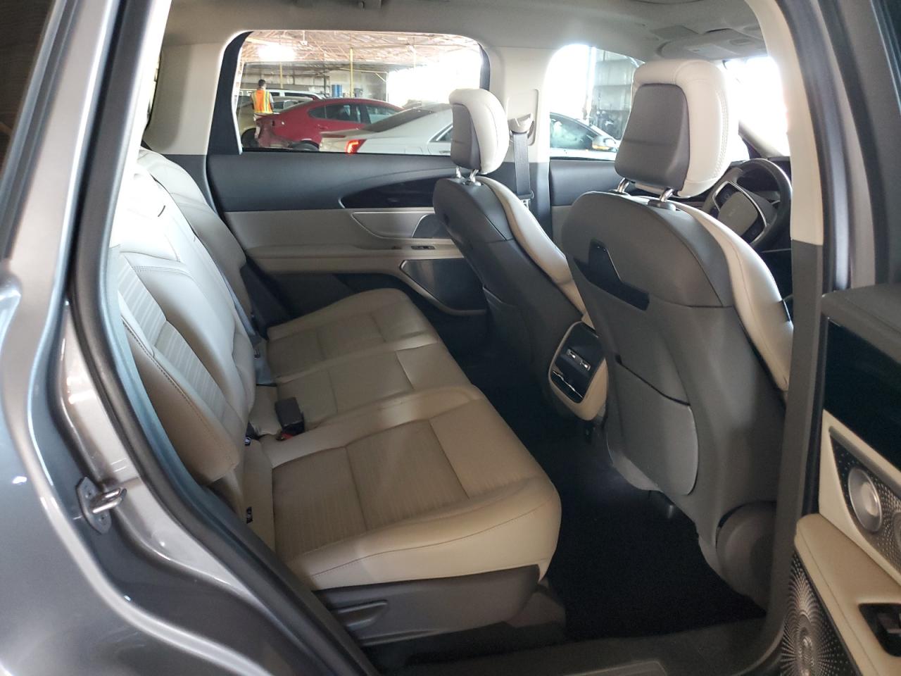 2024 Lincoln Nautilus Reserve VIN: 5LMPJ8K49RJ795575 Lot: 92445625