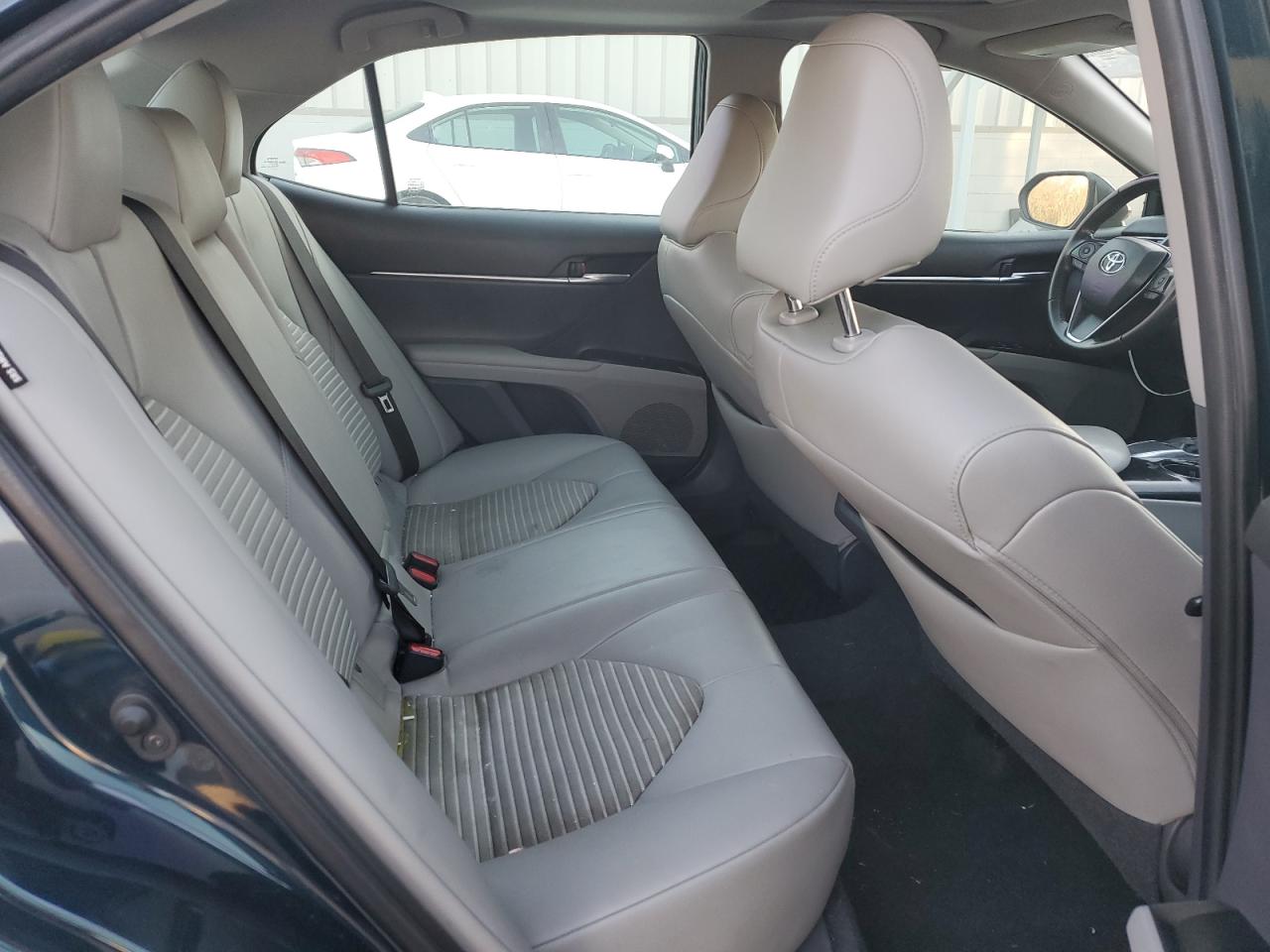 2019 Toyota Camry L VIN: 4T1B11HK6KU808992 Lot: 92576085