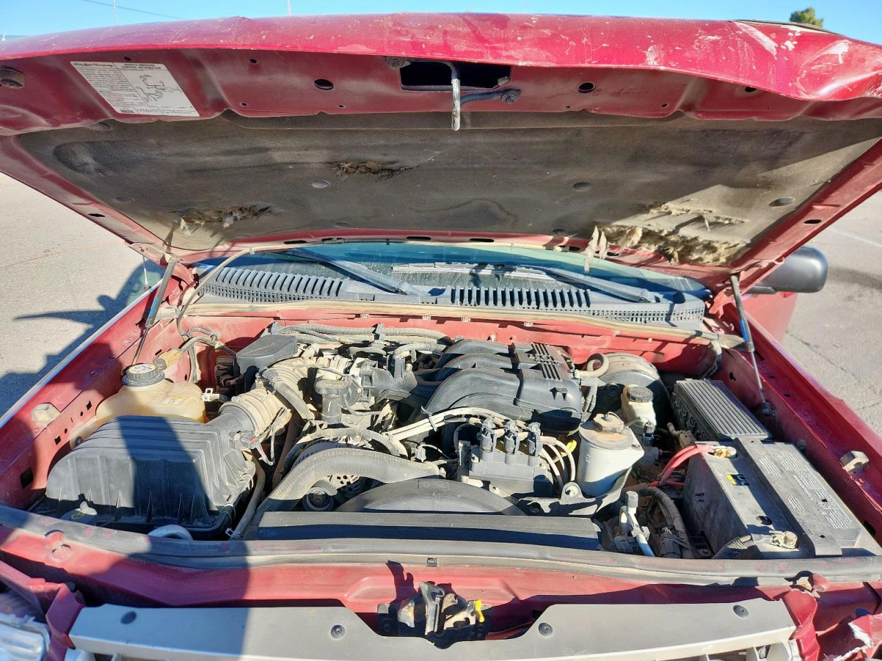 2004 Ford Explorer Eddie Bauer VIN: 1FMZU74K74UB47605 Lot: 92329605