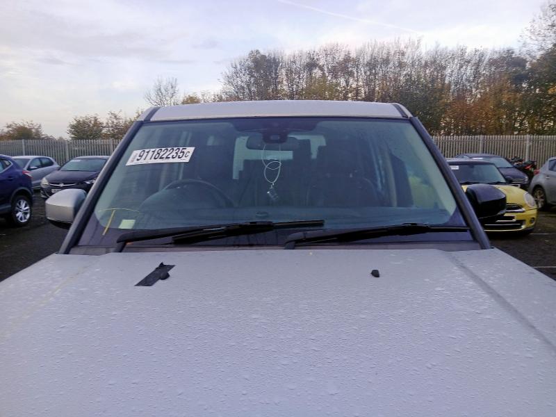 2015 LAND ROVER DISCOVERY 3.0 SDV6 SE 5DR AUTO