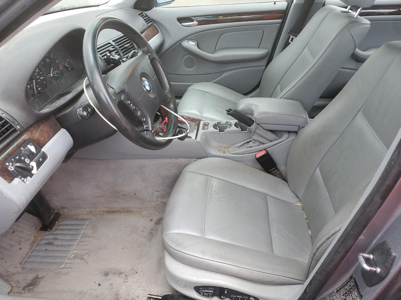 2004 BMW 325 I VIN: WBAEV33414KR35882 Lot: 91925855