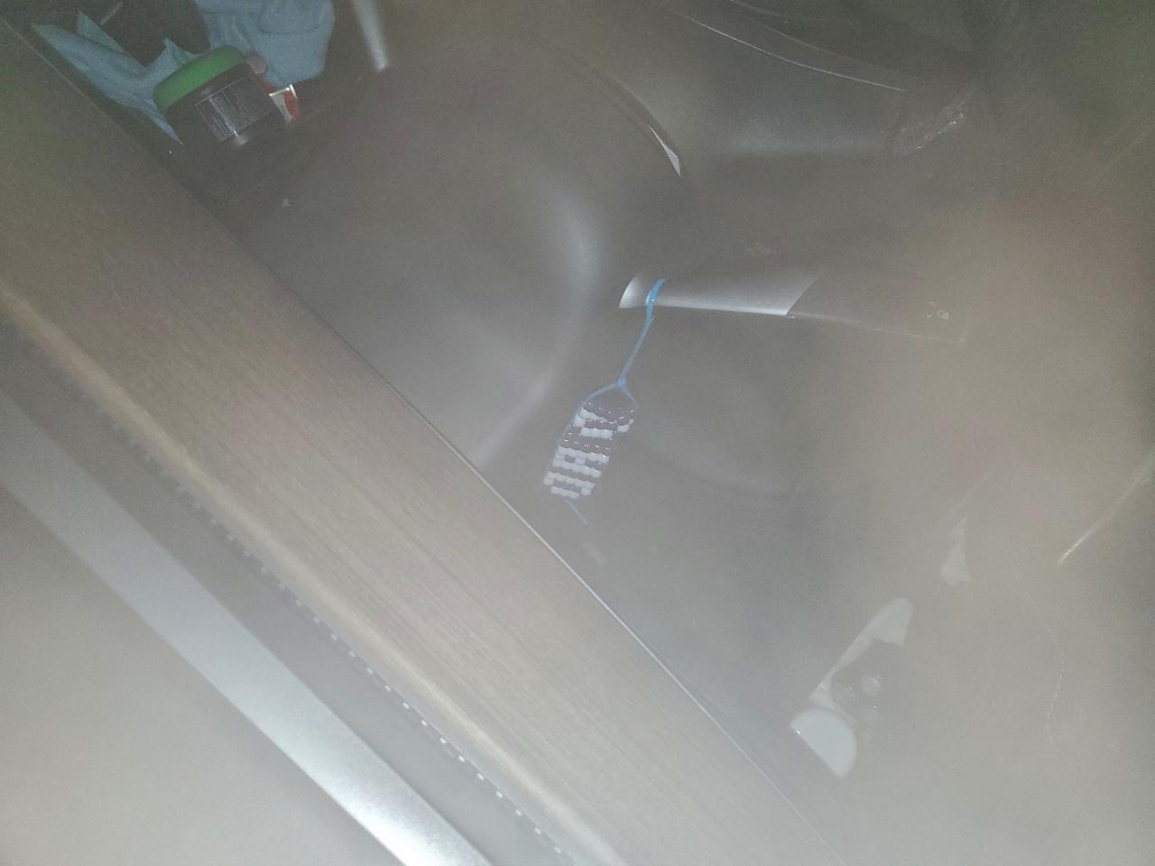 2021 Tesla Model Y VIN: 5YJYGDEE4MF184215 Lot: 93958095