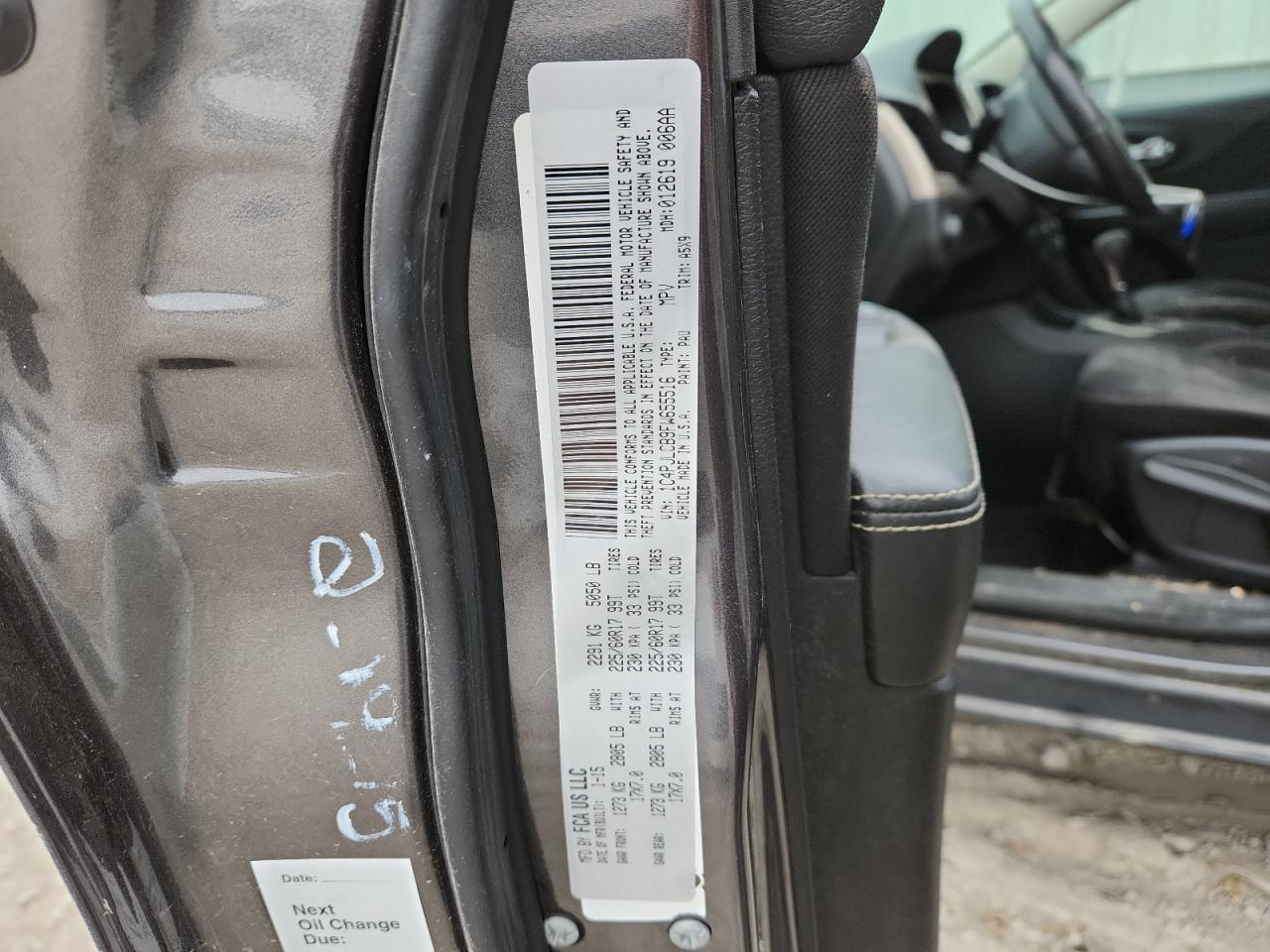 2015 Jeep Cherokee Latitude VIN: 1C4PJLCB9FW655516 Lot: 92623465