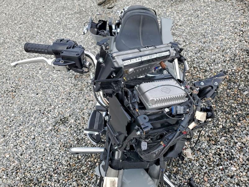 2024 HARLEY-DAVIDSON FLHX   