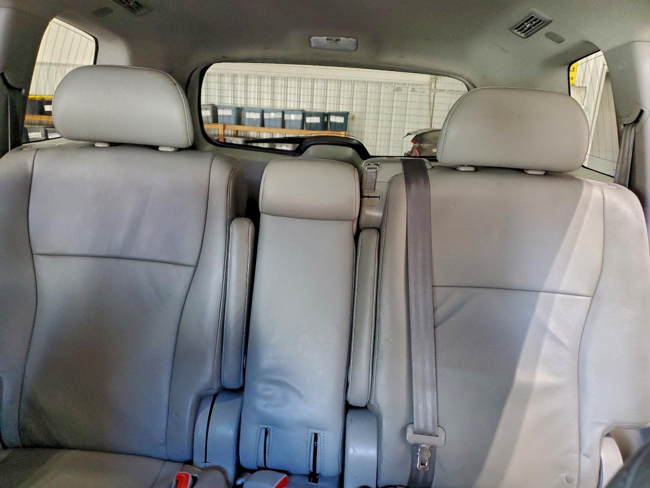 2011 Toyota Highlander Base VIN: 5TDBK3EH3BS085659 Lot: 94137385