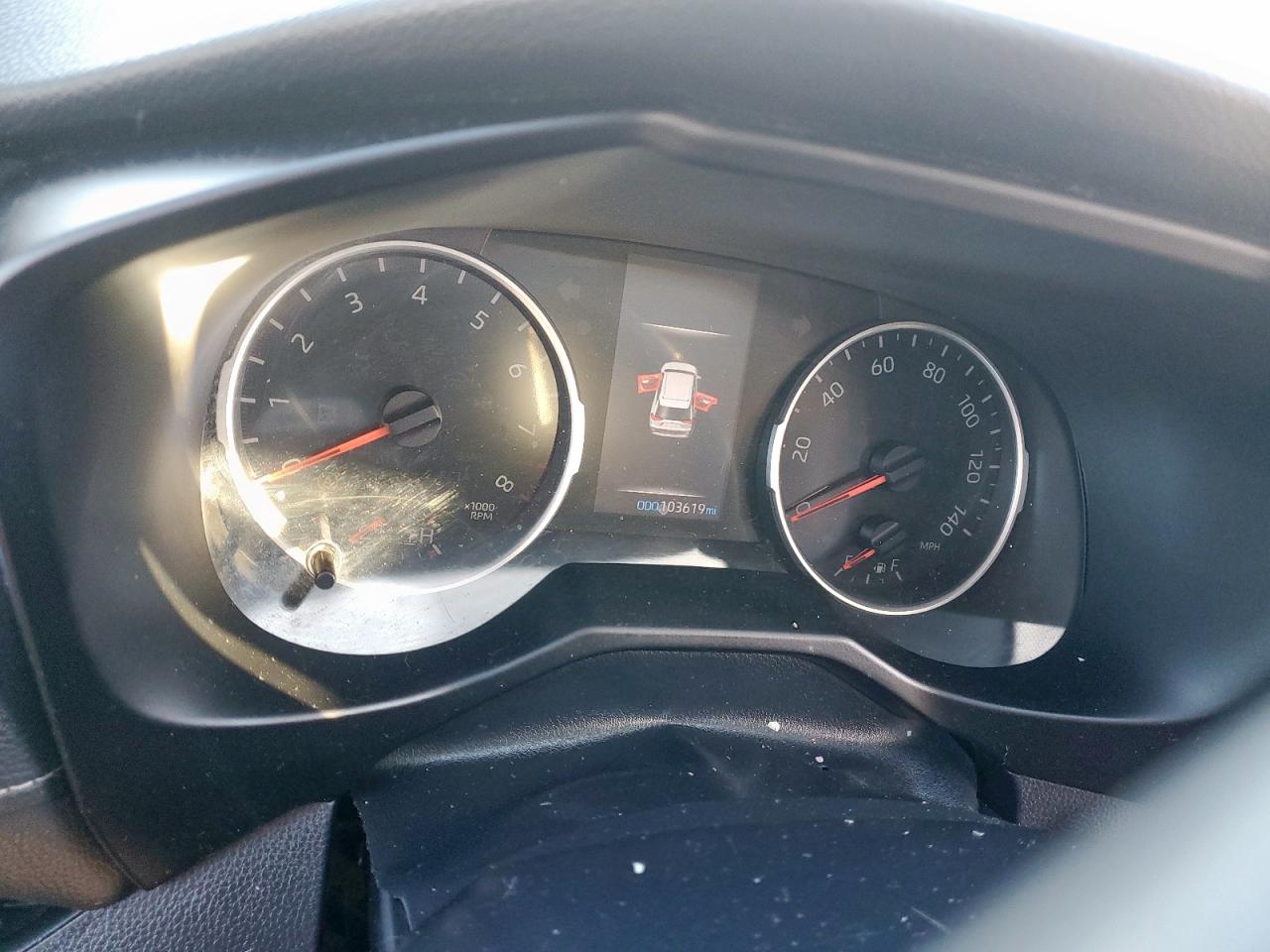 2019 Toyota Rav4 Xle Premium VIN: 2T3C1RFV5KW053809 Lot: 92057305