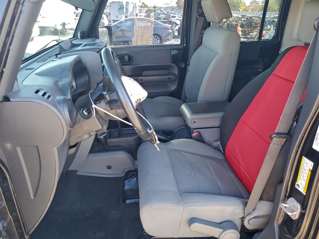 2008 Jeep Wrangler Unlimited Rubicon VIN: 1J8GA69148L588417 Lot: 93550965