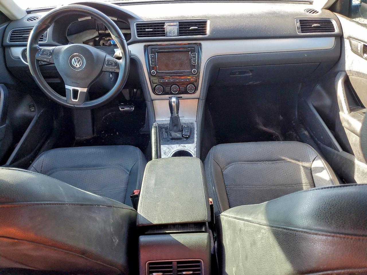 2013 Volkswagen Passat Se VIN: 1VWBP7A33DC013090 Lot: 93675025