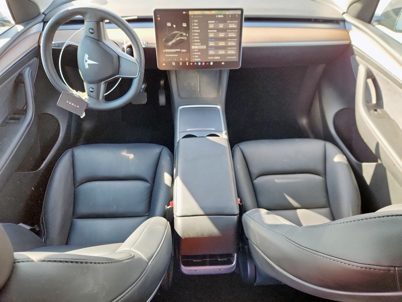 2023 Tesla Model Y VIN: 7SAYGDEE0PF887351 Lot: 94548345