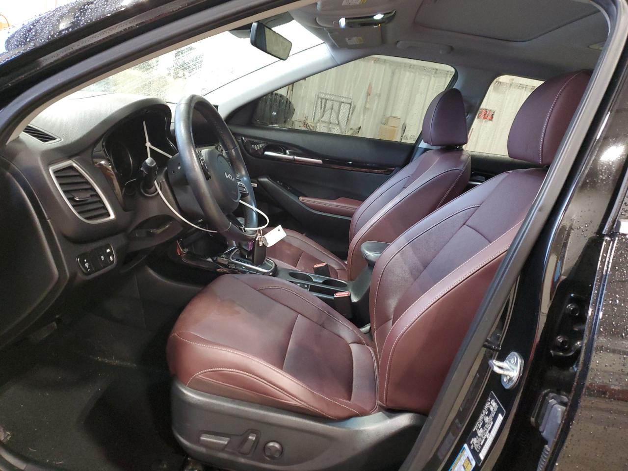 2023 Kia Seltos Sx VIN: KNDETCA24P7453540 Lot: 92979625