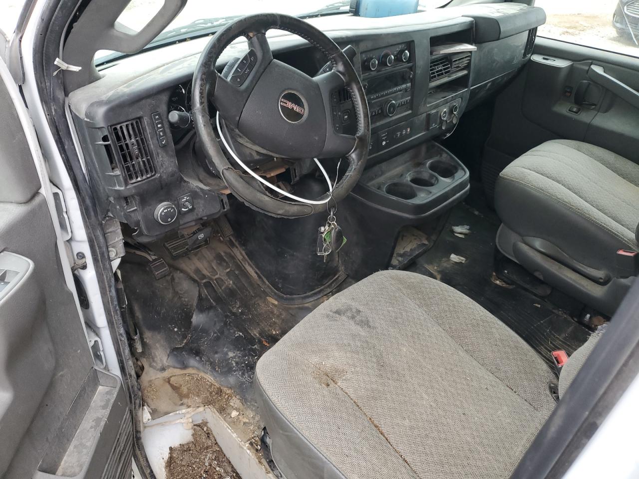 2020 GMC Savana Delivery Truck VIN: 1GD07RFGXL1252014 Lot: 92670665