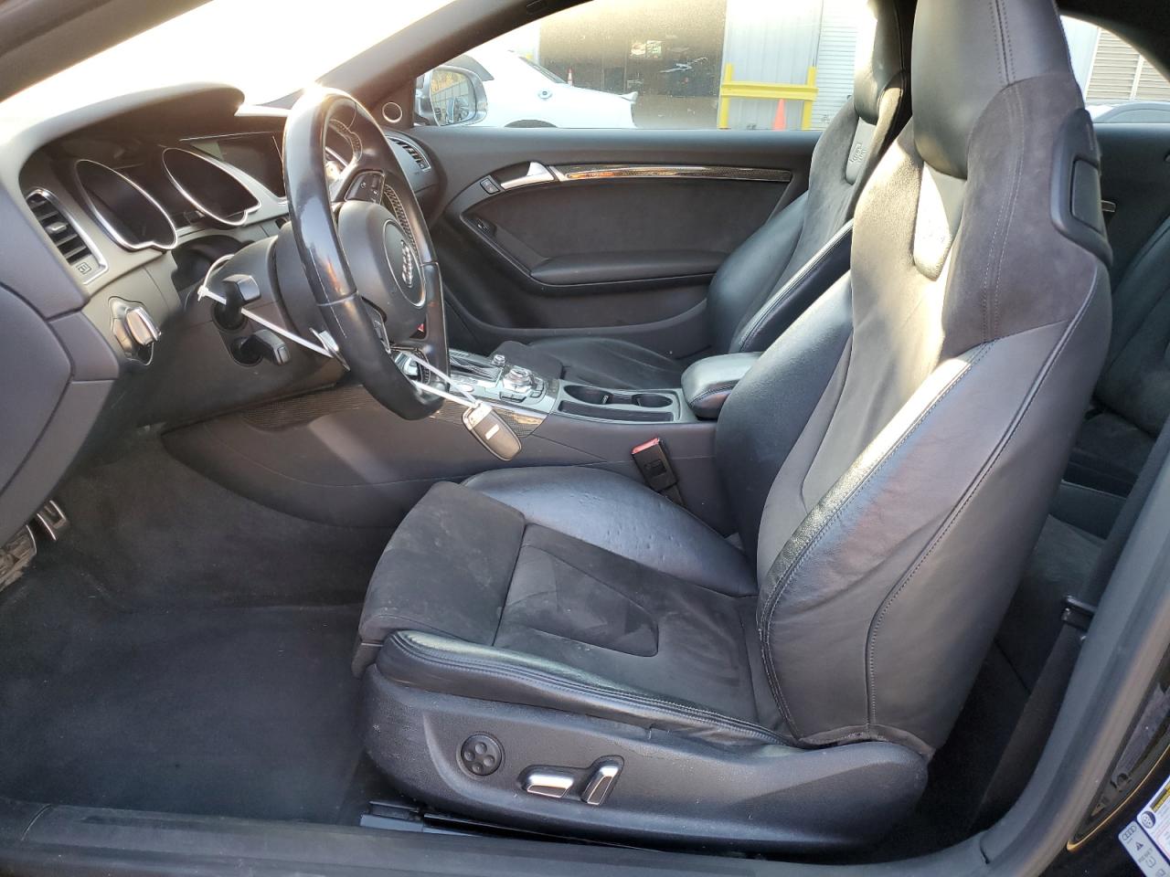 2014 Audi S5 Premium Plus VIN: WAUCGAFR2EA028613 Lot: 90898005