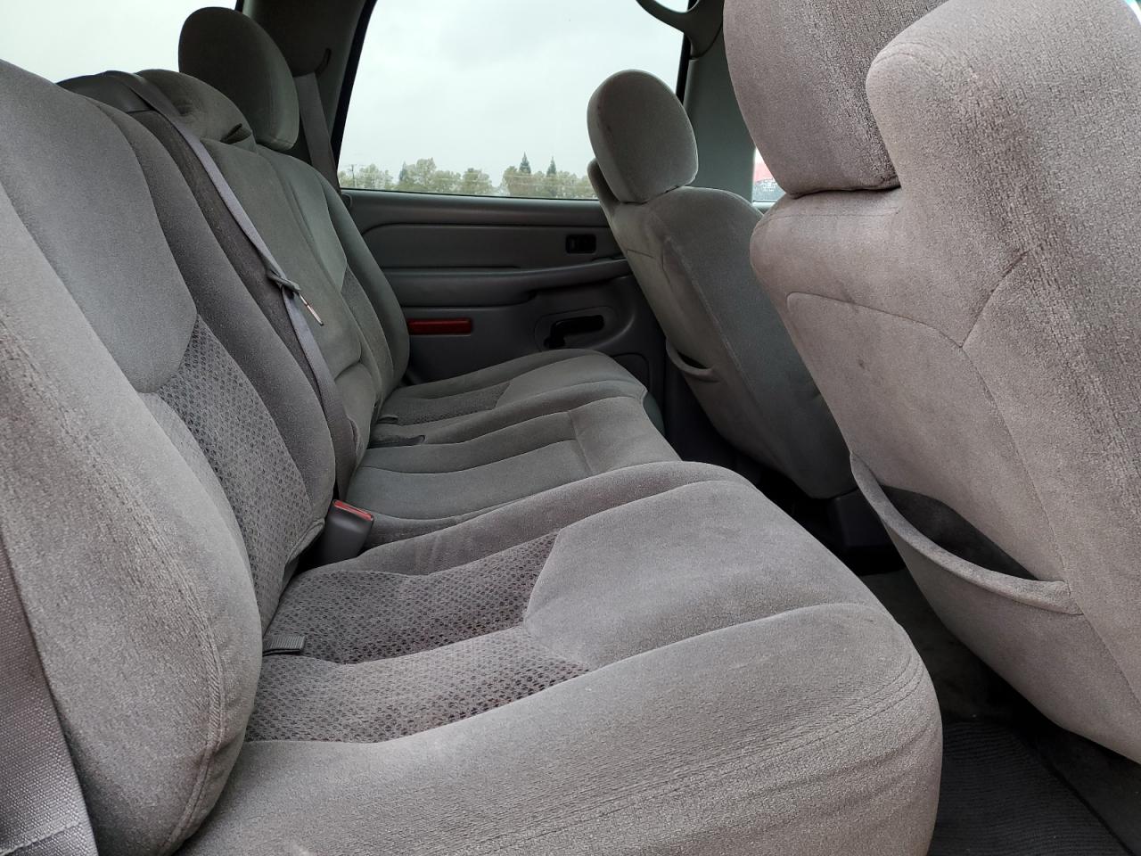 2004 Chevrolet Tahoe C1500 VIN: 1GNEC13T04J162615 Lot: 92864035