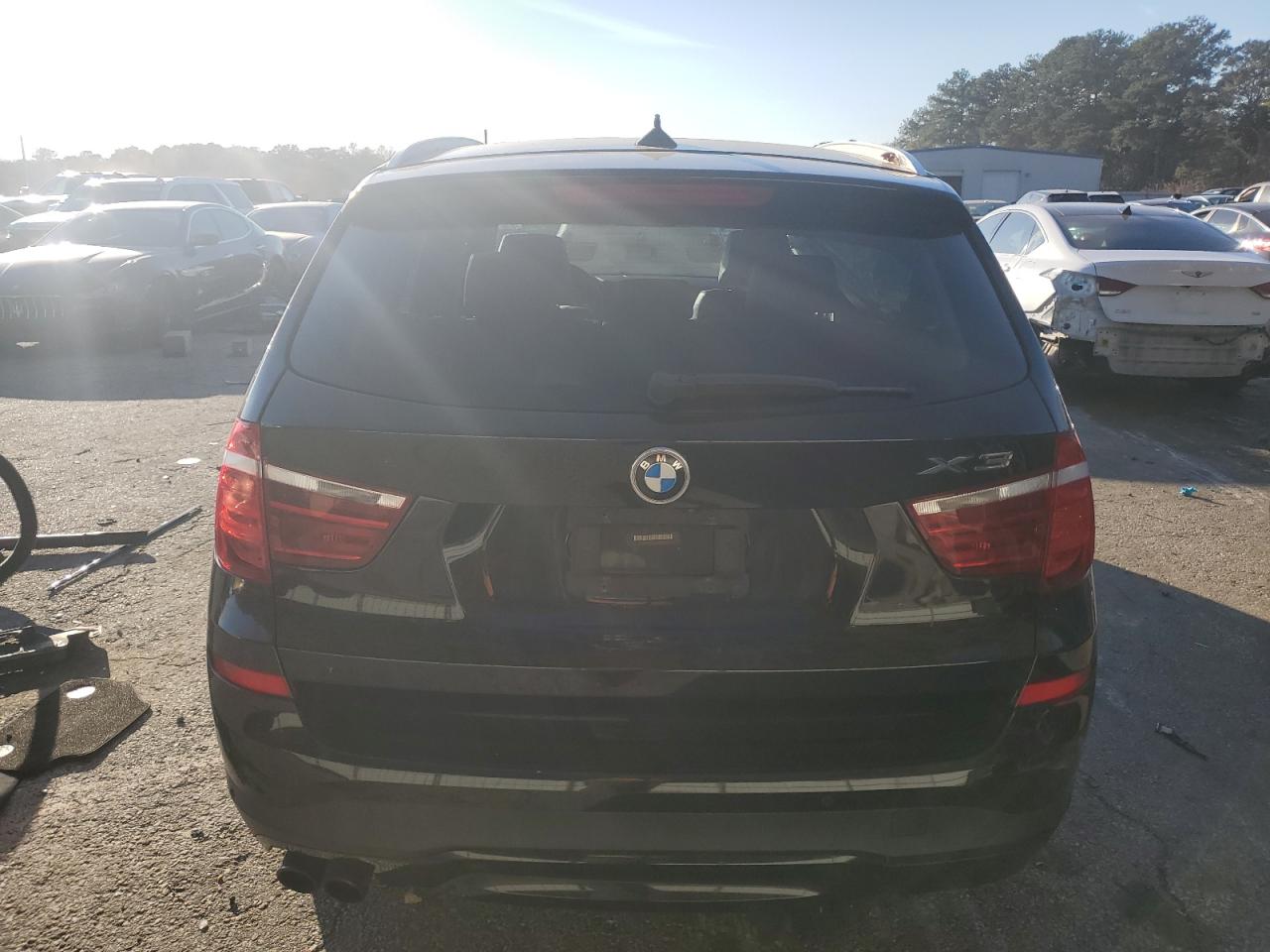 Фото: 5UXWX7C59G0S17562