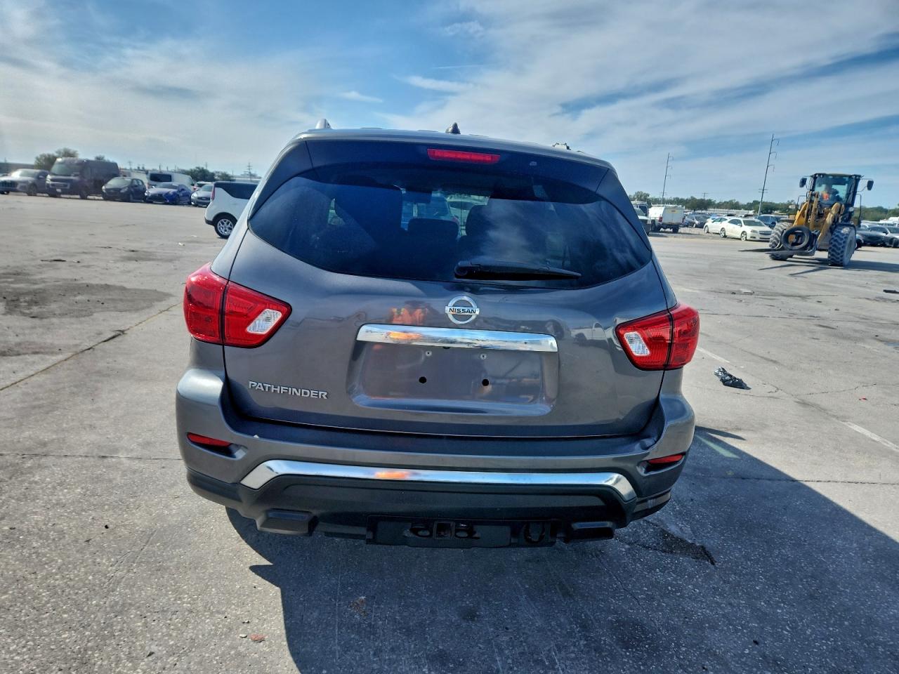 2017 Nissan Pathfinder S VIN: 5N1DR2MN4HC690530 Lot: 94593795