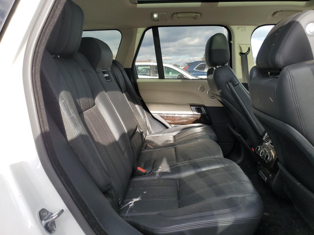 2016 Land Rover Range Rover Hse VIN: SALGS2VF4GA268693 Lot: 92954515