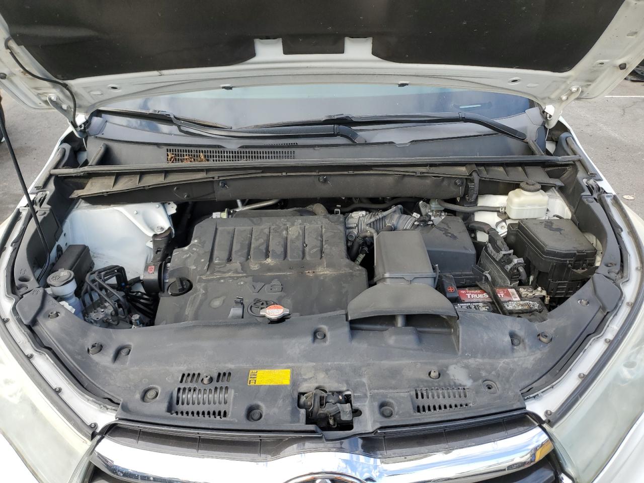 2016 Toyota Highlander Xle VIN: 5TDKKRFH1GS135967 Lot: 89689565