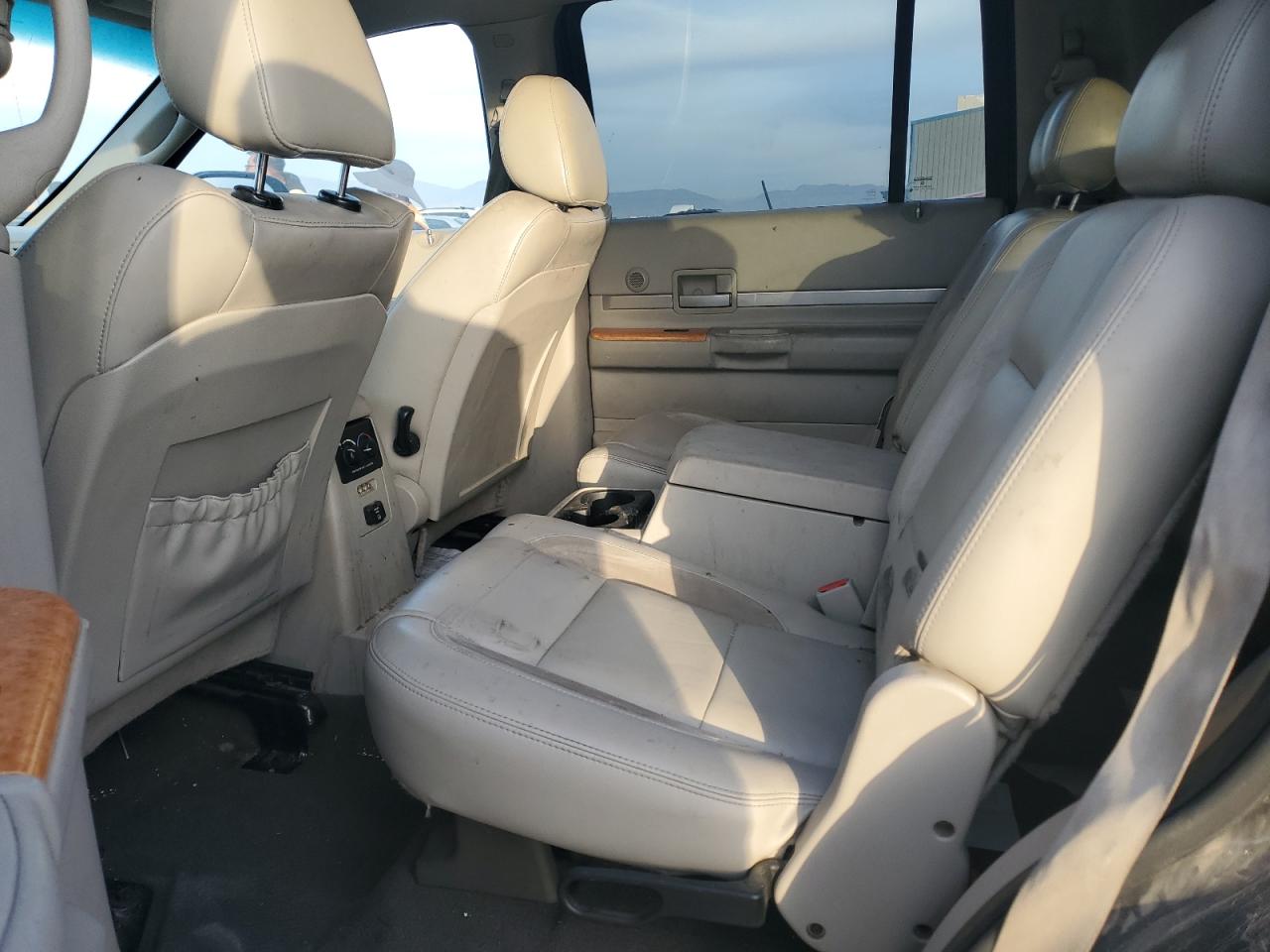 2008 Chrysler Aspen Limited VIN: 1A8HW582X8F129613 Lot: 92355585