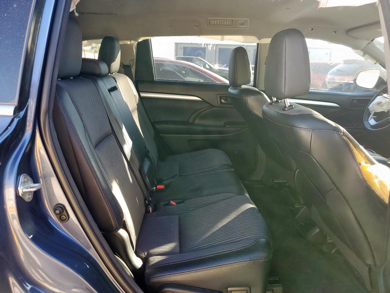 2014 Toyota Highlander Le VIN: 5TDZKRFH9ES011327 Lot: 91143355