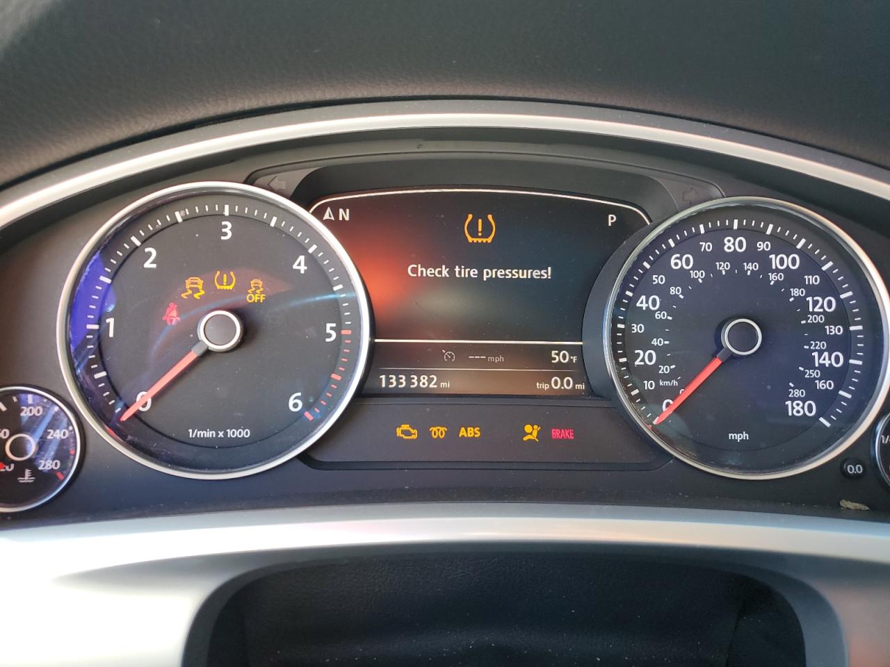 2014 Volkswagen Touareg V6 Tdi VIN: WVGEP9BPXED012054 Lot: 91861475