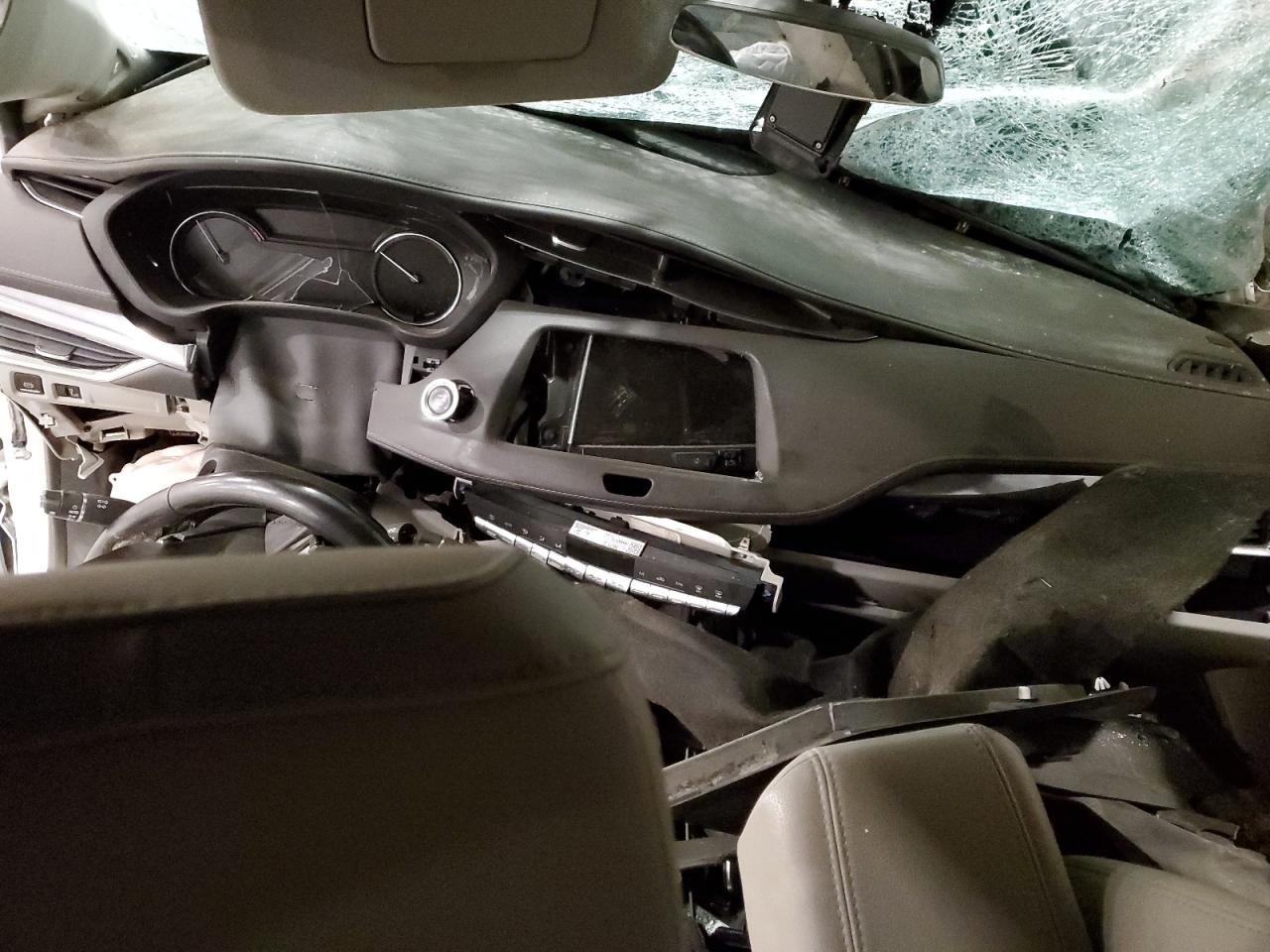 2020 Cadillac Xt4 Luxury VIN: 1GYFZBR43LF115690 Lot: 93305725