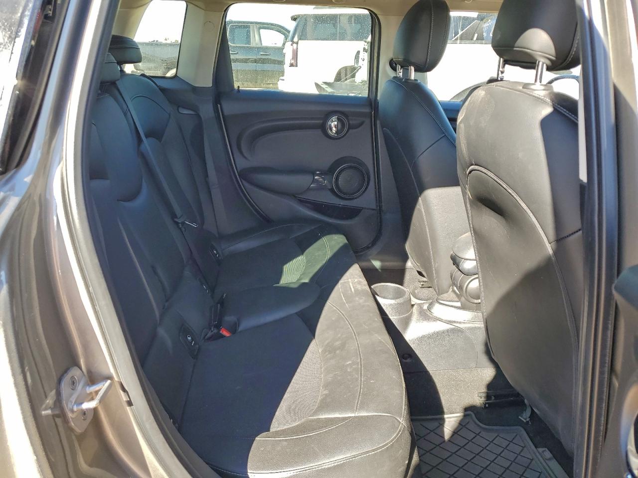 2020 Mini Cooper VIN: WMWXU7C08L2M07643 Lot: 93939875