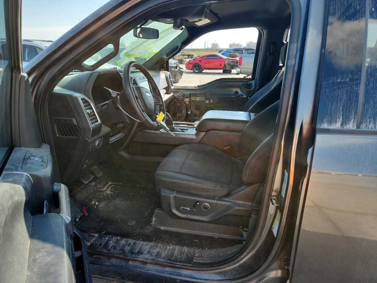 2016 Ford F150 Supercrew VIN: 1FTEW1CP2GFC55470 Lot: 92698355