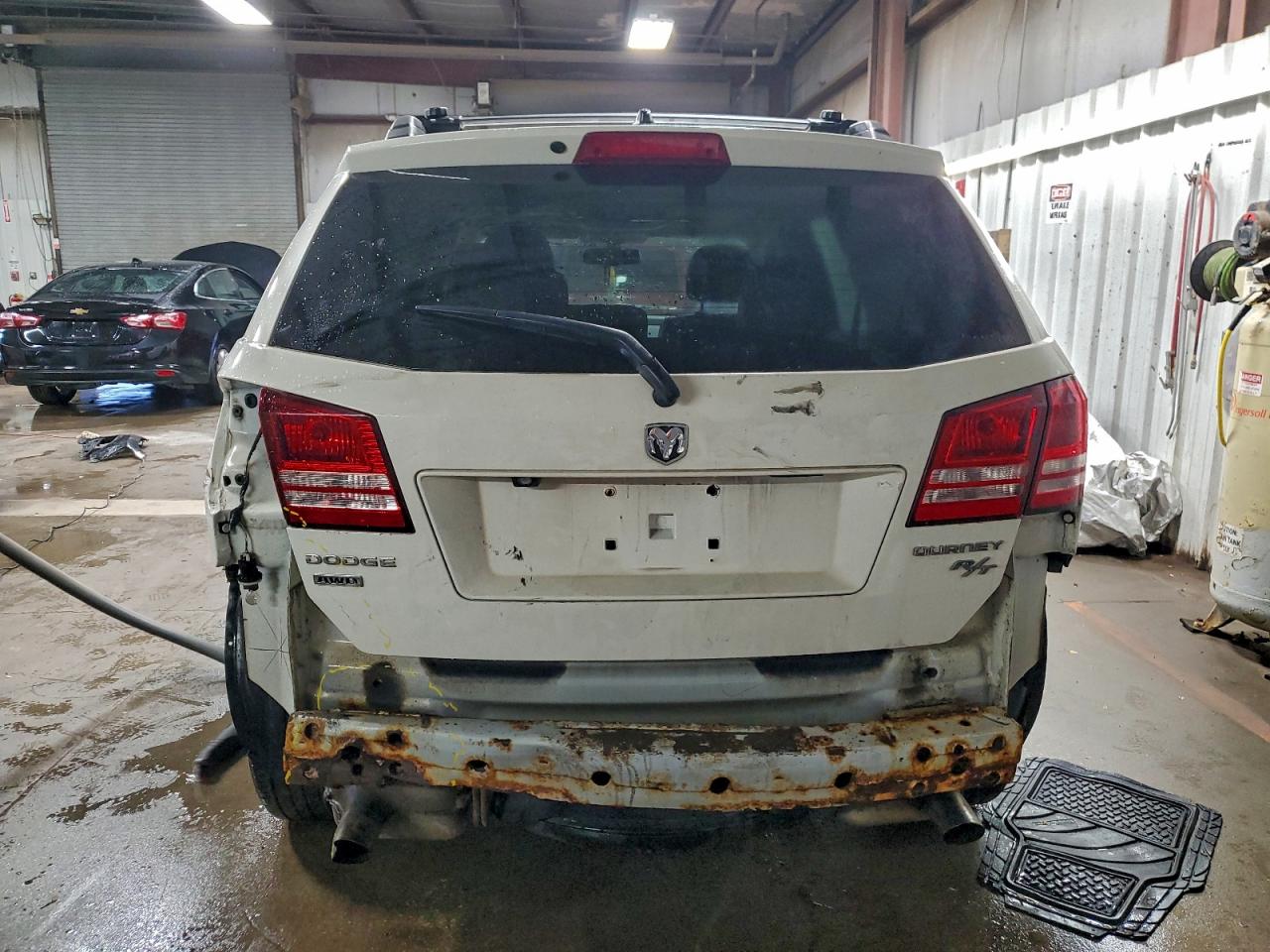 2010 Dodge Journey R/T VIN: 3D4PH9FV7AT225893 Lot: 94295405