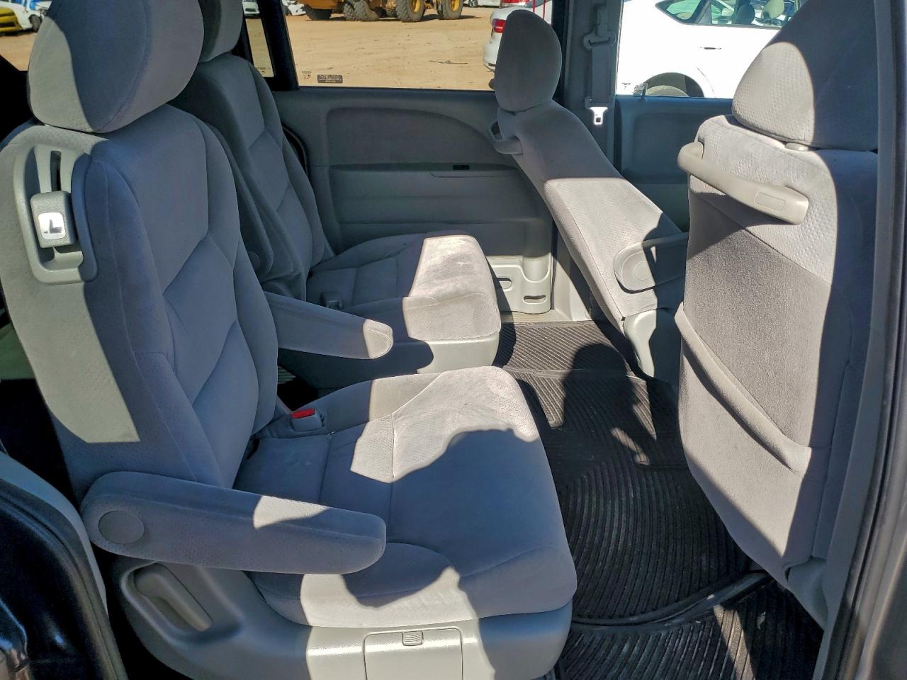 2007 Honda Odyssey Lx VIN: 5FNRL38257B099934 Lot: 94288185