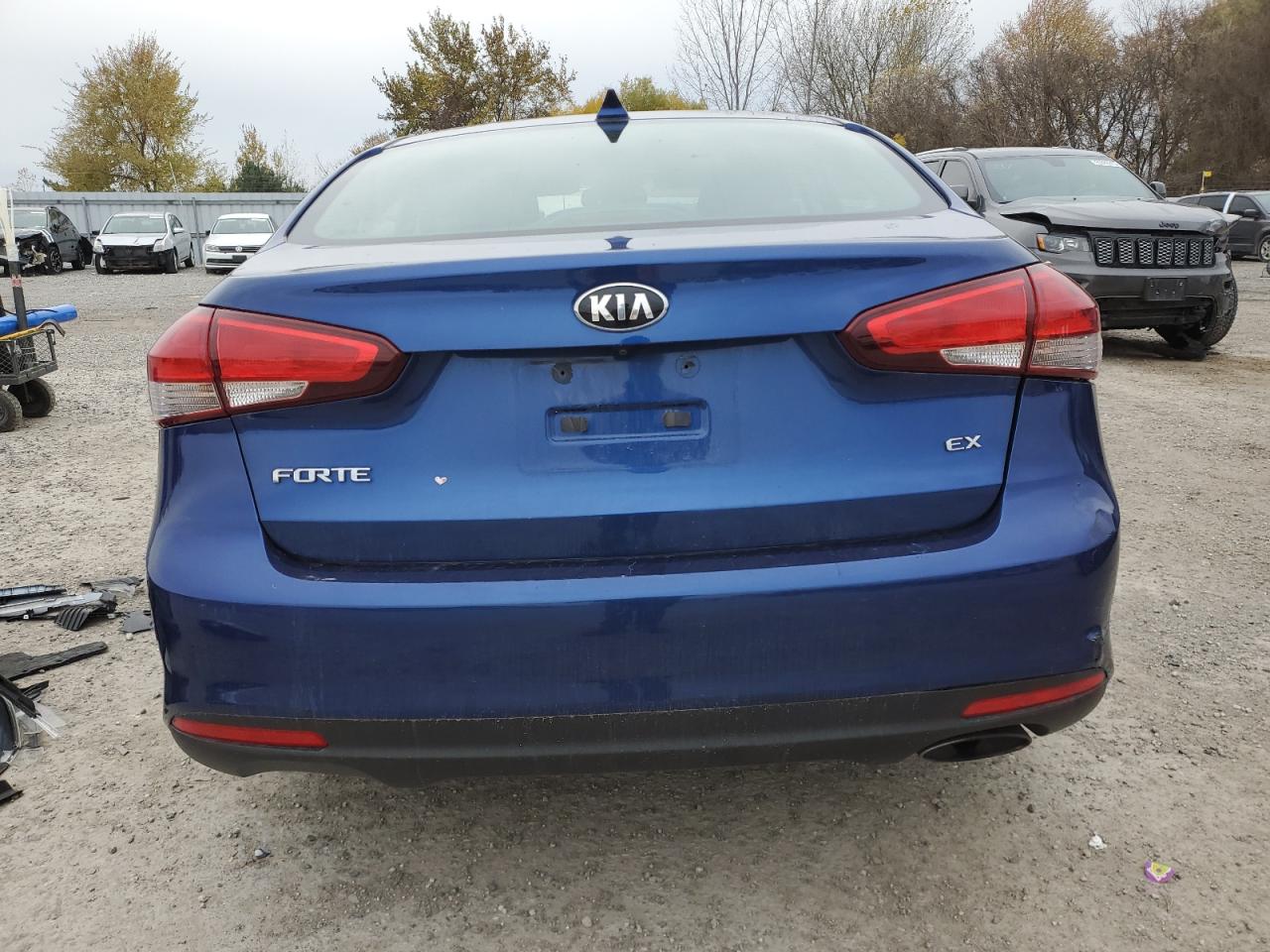 2018 Kia Forte Ex VIN: 3KPFL4A8XJE274988 Lot: 90106315