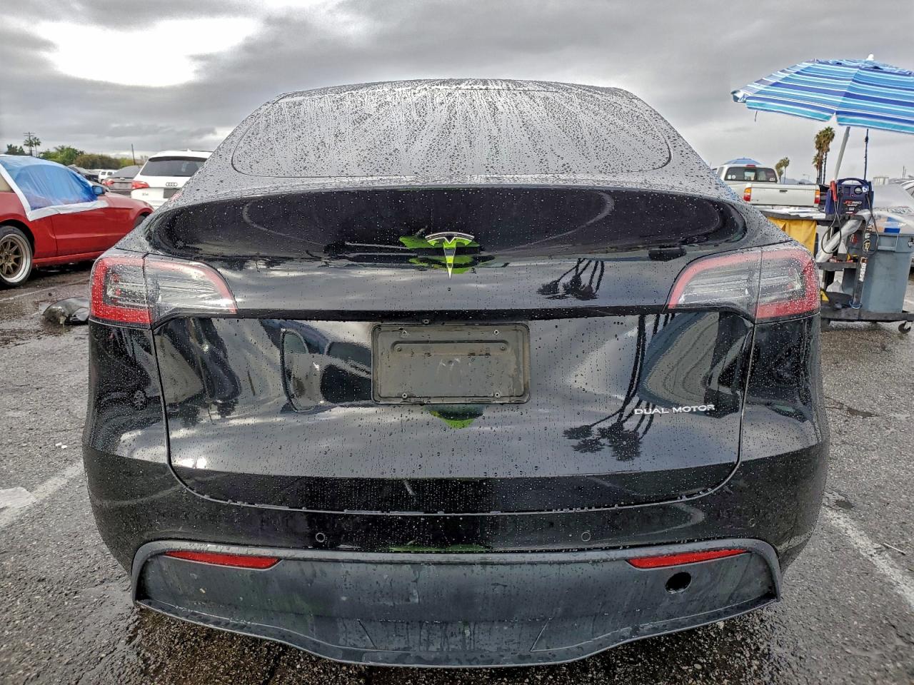 2022 Tesla Model Y VIN: 7SAYGAEE8NF389698 Lot: 92749645