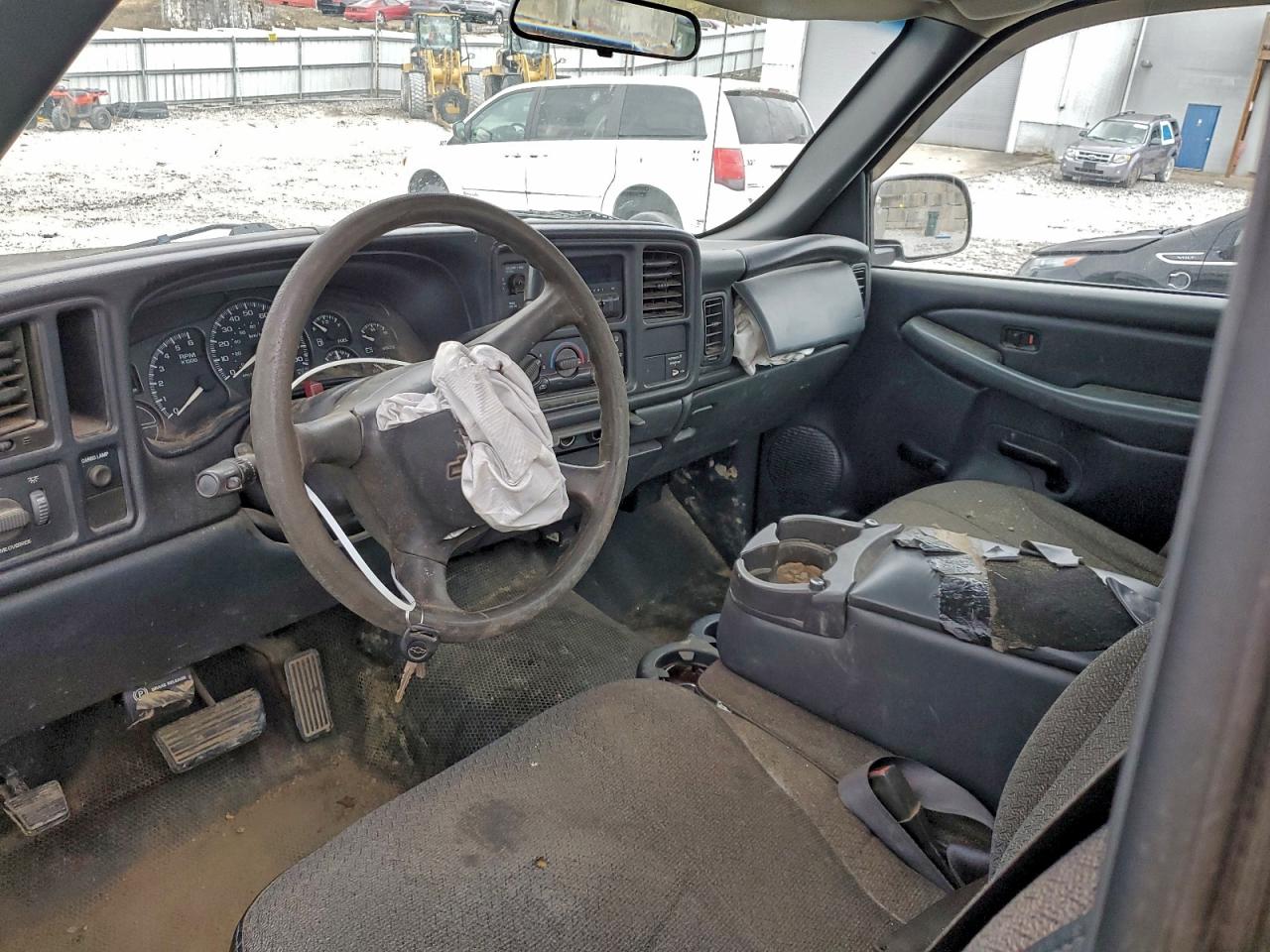 2001 Chevrolet Silverado C1500 VIN: 1GCEC14W81Z276912 Lot: 94630035