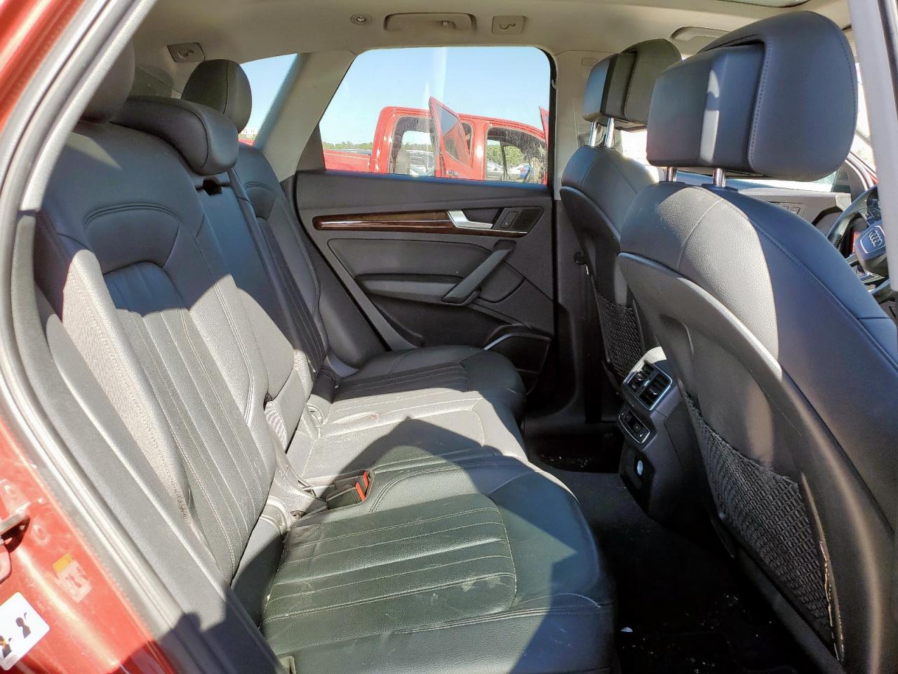 2018 Audi Q5 Premium Plus VIN: WA1BNAFY7J2047944 Lot: 92422895