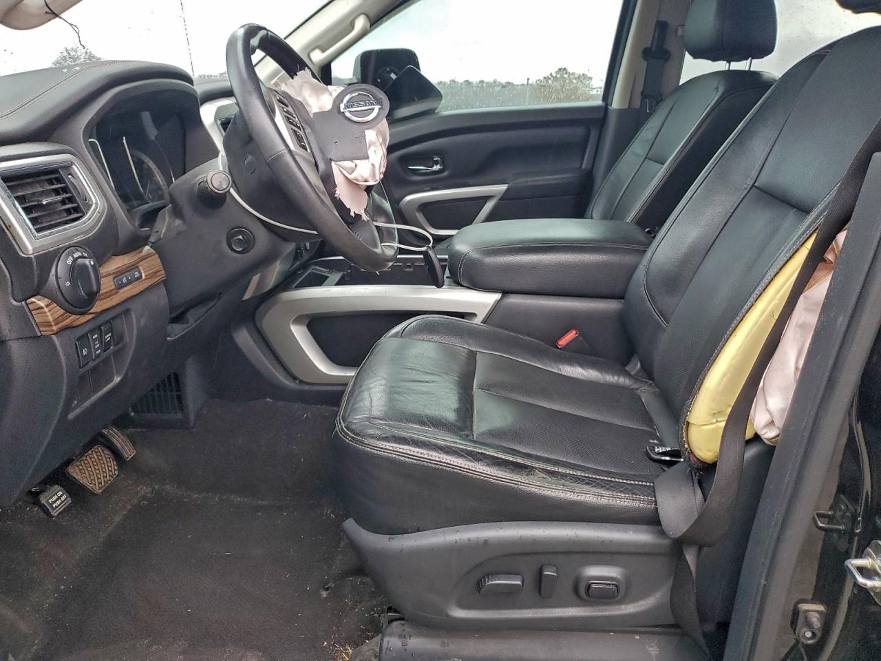 2017 Nissan Titan Sv VIN: 1N6AA1E63HN537896 Lot: 94153615