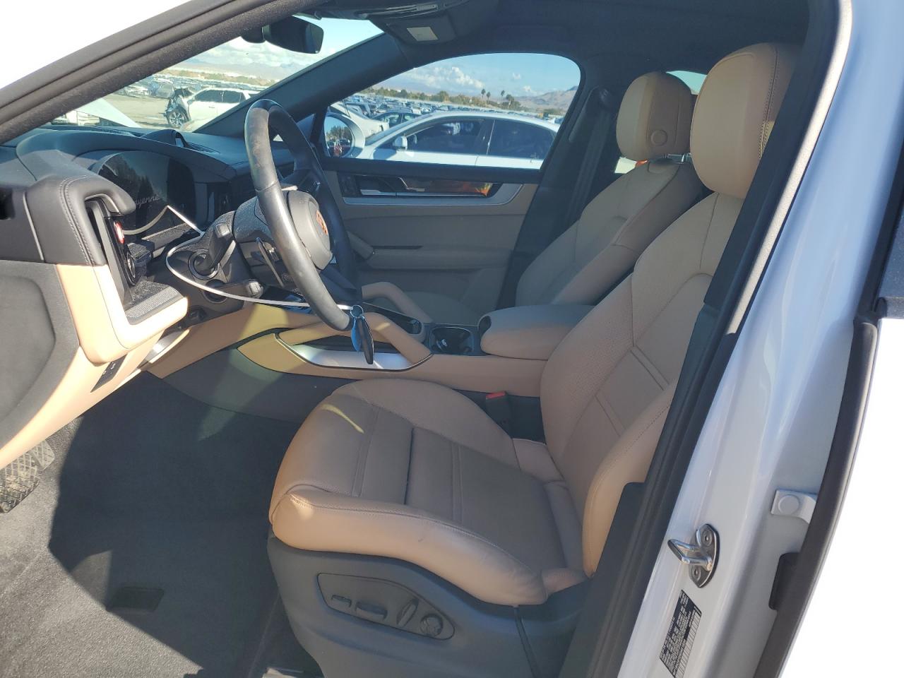 2024 Porsche Cayenne Coupe VIN: WP1BA2AY2RDA51834 Lot: 93859675