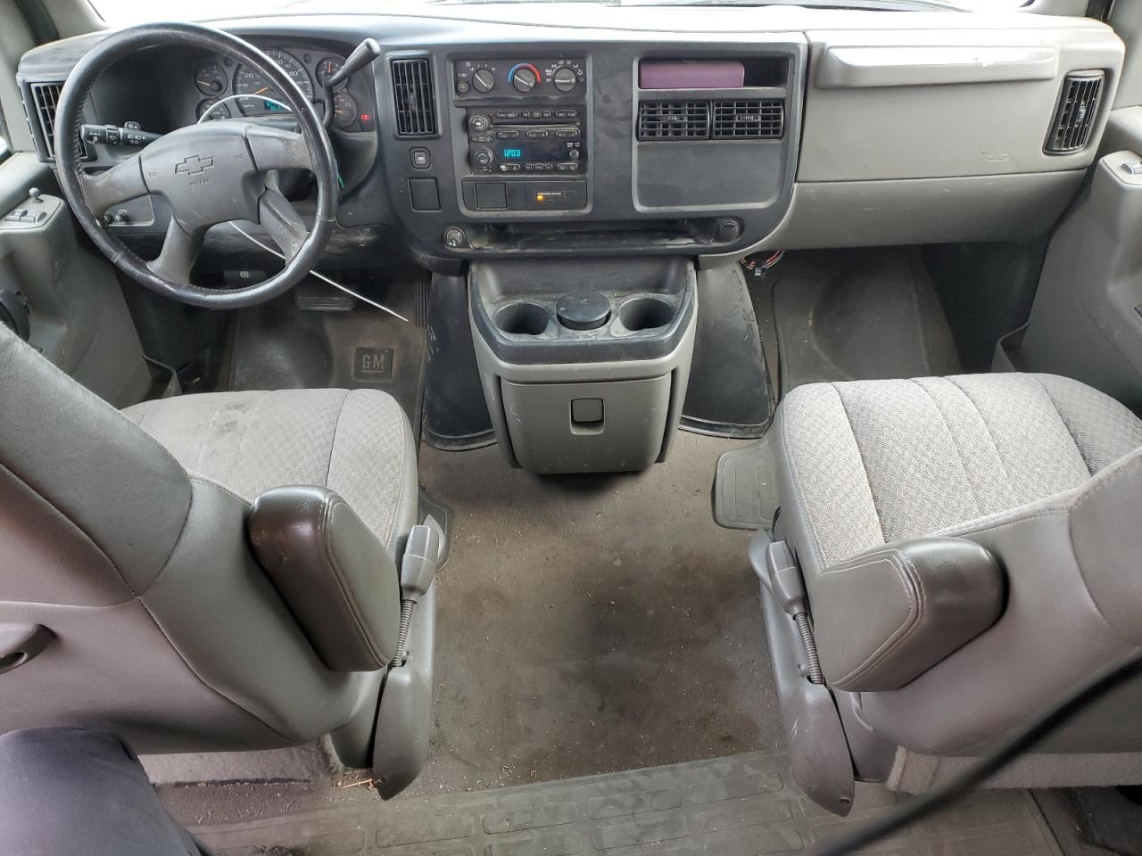 2006 Chevrolet Express G1500 VIN: 1GNFG15T561267207 Lot: 91711545