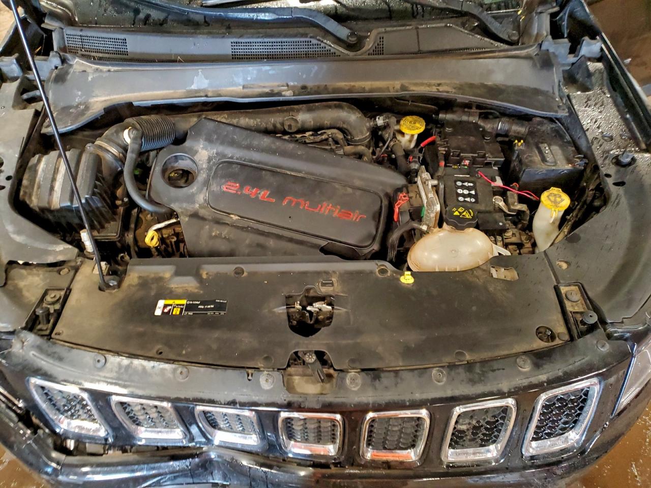 2018 Jeep Compass Latitude VIN: 3C4NJDBB9JT366228 Lot: 93368655