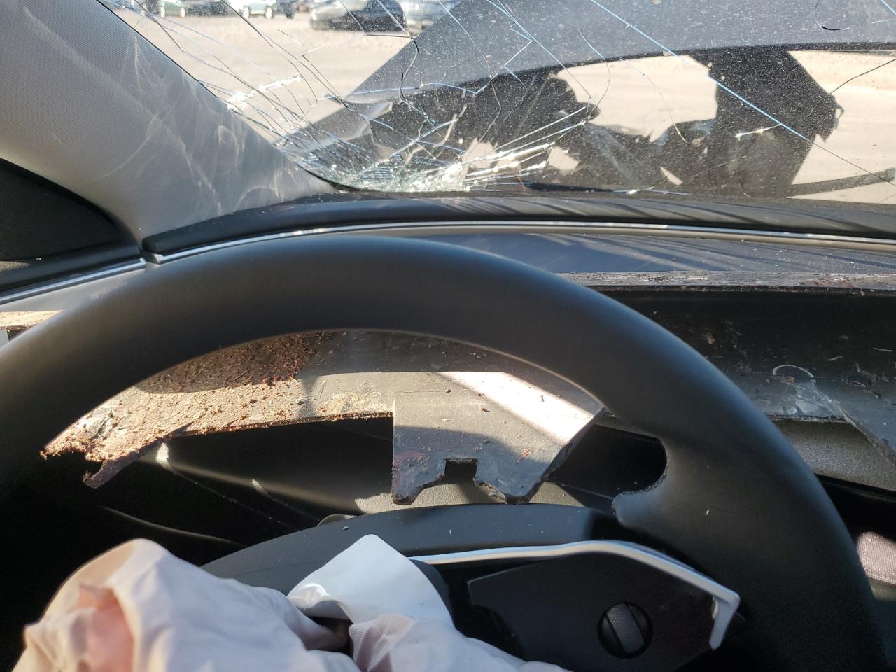 2024 Tesla Model 3 VIN: 5YJ3E1EA4RF855577 Lot: 92073755