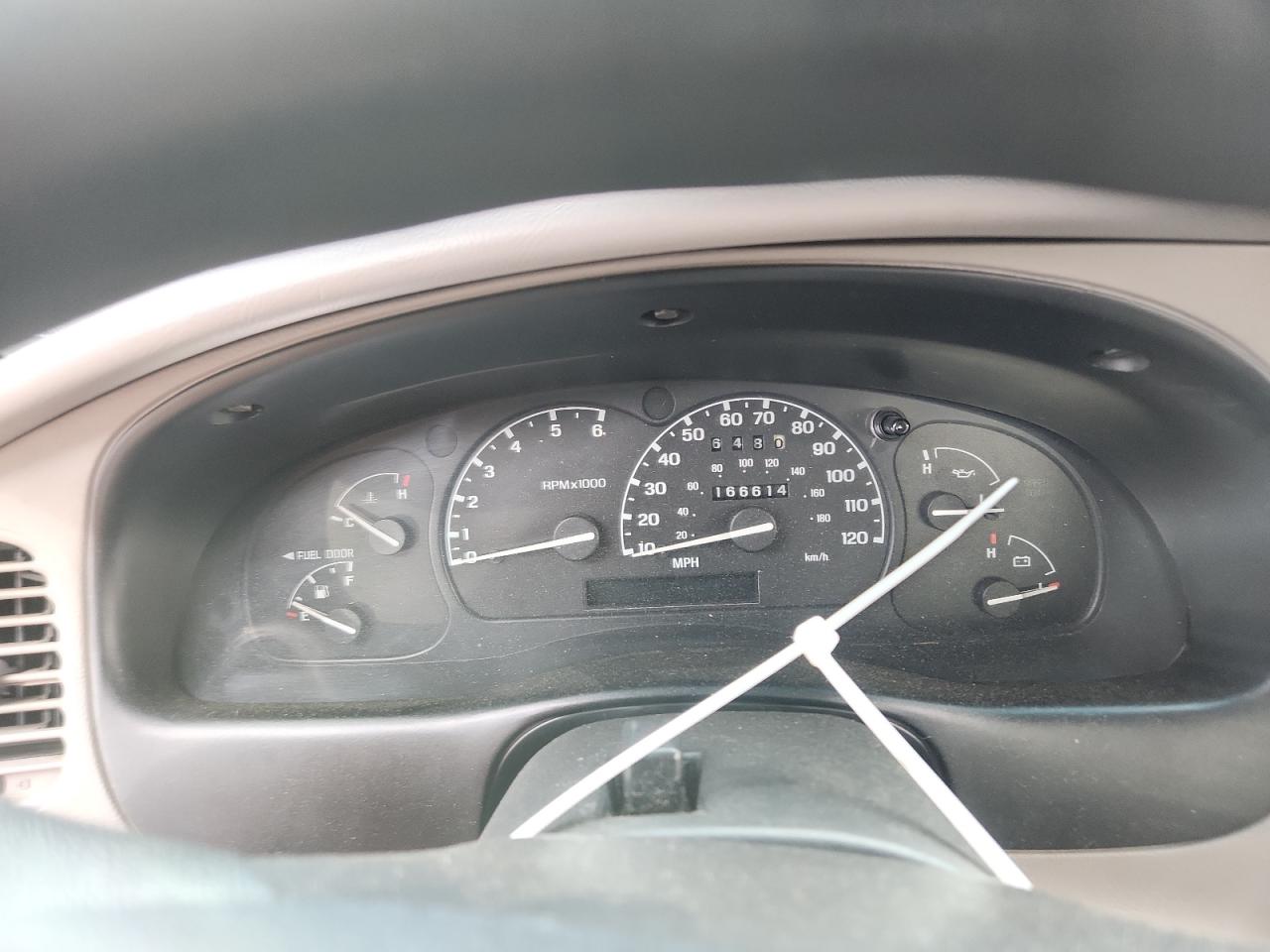 1998 Mazda B4000 Cab Plus VIN: 4F4YR16X2WTM05889 Lot: 92861885